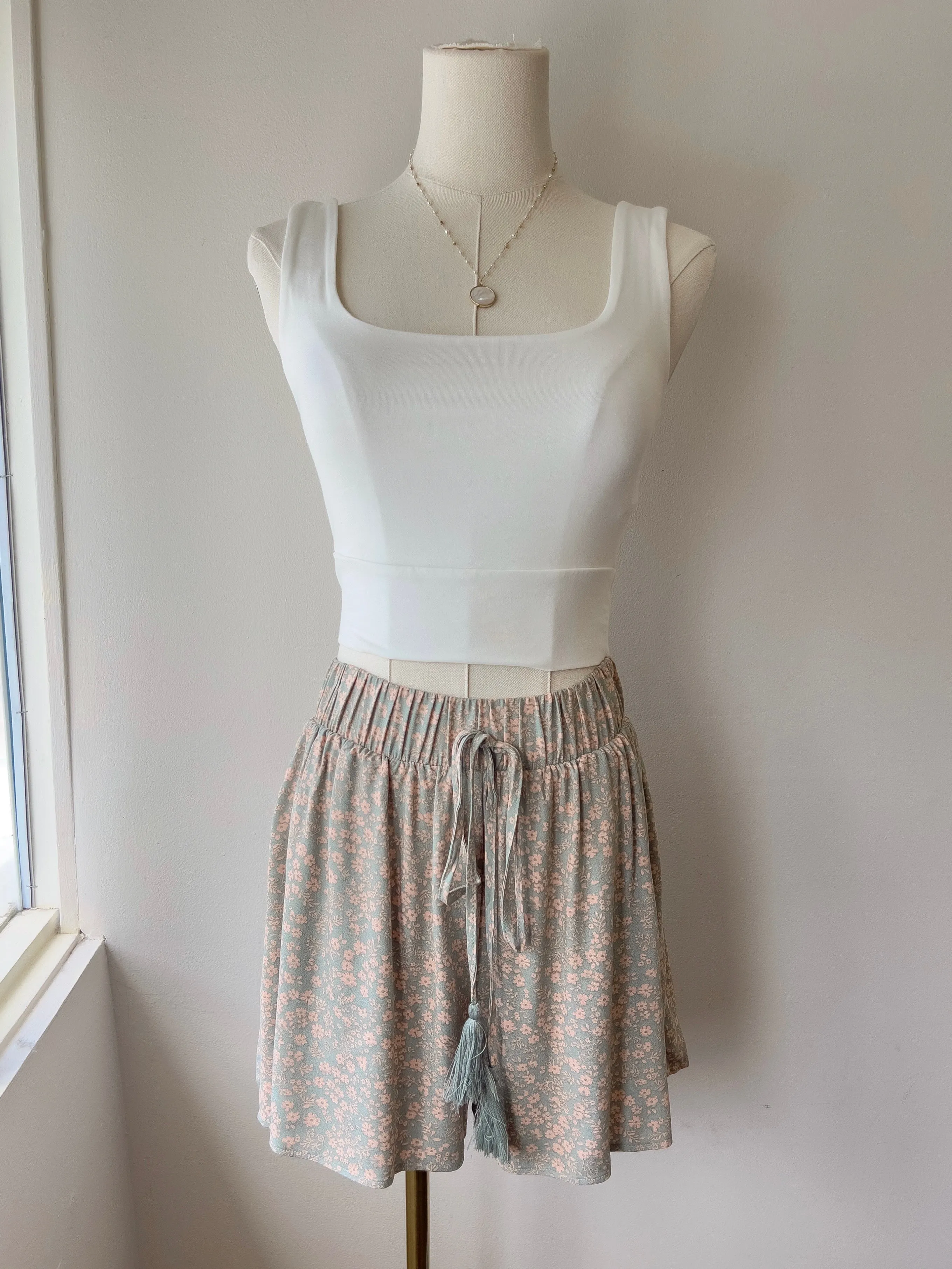 Floral Elastic Waist Shorts (FINAL SALE)