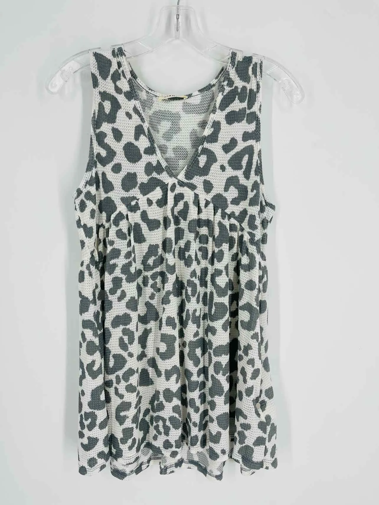 Size M White/Gray Animal Print Waffle Tops Top-Sleeveless