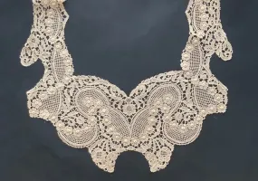 Vintage 4" Floral Swirl Cotton Lace Collar