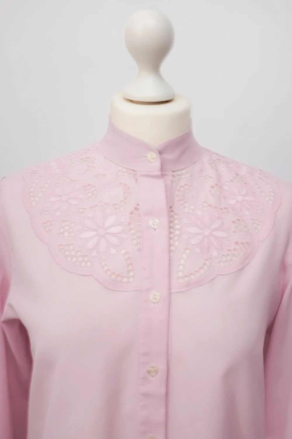 VINTAGE LACE ROSE SHIRT