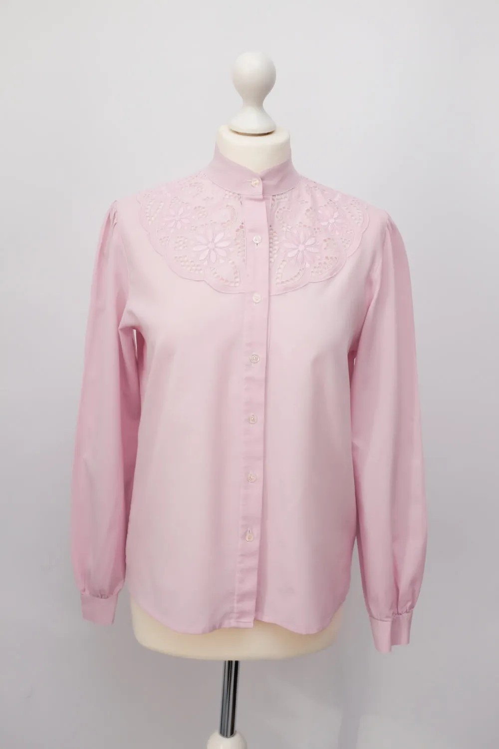 VINTAGE LACE ROSE SHIRT